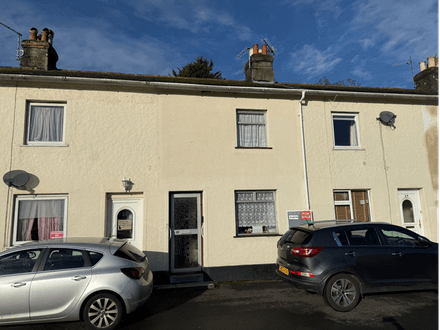 TERRACED HOUSE FOR REFURBISHMENT
