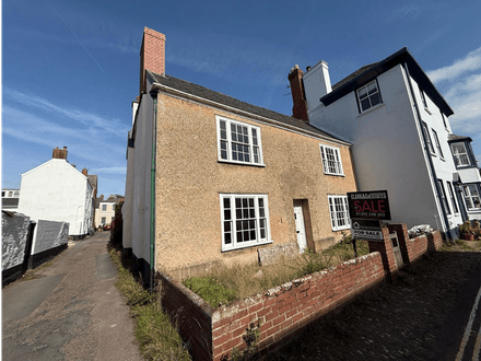 REFURBISHMENT AND DEVELOPMENT OPPORTUNITY - PERIOD HOUSE WITH FULL PLANNING 