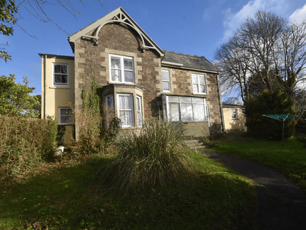 FIVE-FLAT INVESTMENT OPPORTUNITY