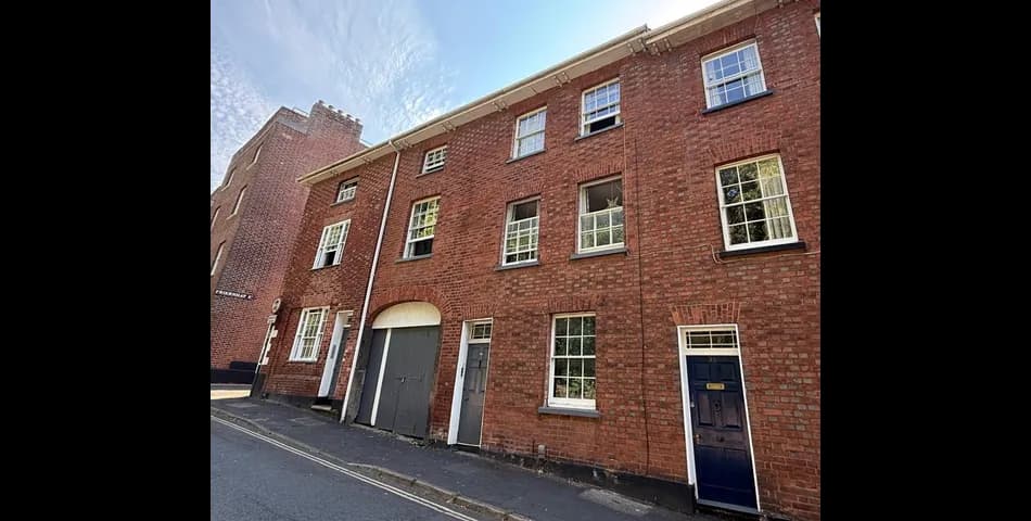 Property Image 0