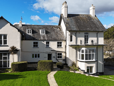 VACANT FIVE FLAT INVESTMENT PROPERTY